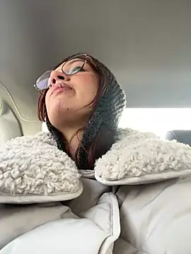 Snapshot of RinaCat chatting on 13, 1, 2025 RinaCat online show from 13, 1, 2025