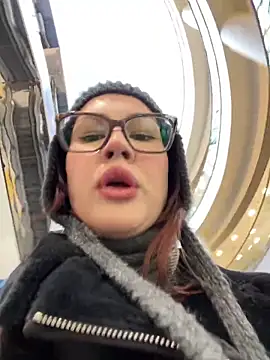 Snapshot of RinaCat chatting on 8, 2, 2025 RinaCat online show from 8, 2, 2025