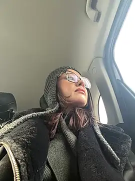 Snapshot of RinaCat chatting on 5, 3, 2025 RinaCat online show from 5, 3, 2025