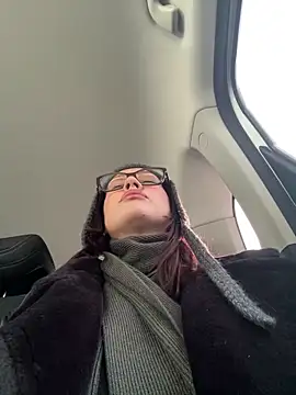 Snapshot of RinaCat chatting on 6, 3, 2025 RinaCat online show from 6, 3, 2025