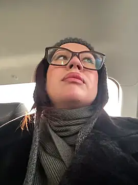 Snapshot of RinaCat chatting on 13, 3, 2025 RinaCat online show from 13, 3, 2025