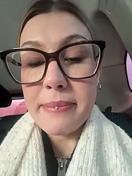 Snapshot of RinaCat chatting on 4, 10, 2025 RinaCat online show from 4, 10, 2025