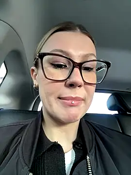 Snapshot of RinaCat chatting on 14, 10, 2025 RinaCat online show from 14, 10, 2025