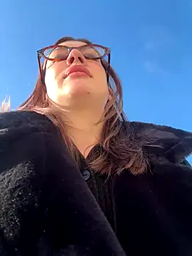 Snapshot of RinaCat chatting on 27, 10, 2025 RinaCat online show from 27, 10, 2025