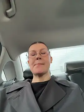 RinaCat online show from 21, 4, 2026