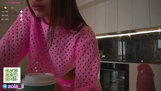 Snapshot of Sola_LI chatting on 1, 3, 2025 Sola LI online show from 1, 3, 2025