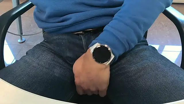 alessandroman2114 online show from 23, 2, 2026