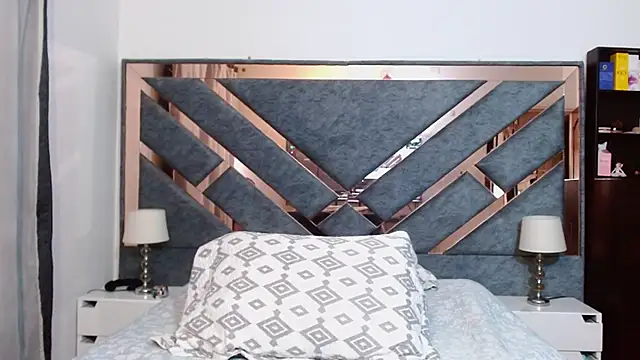 Snapshot of KarlaTesg chatting on 19, 9, 2025 KarlaTesg online show from 19, 9, 2025