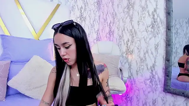 Snapshot of Athziry_ chatting on 6, 2, 2025 Athziry online show from 6, 2, 2025