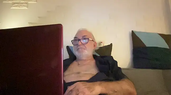 Snapshot of EroticVenetian chatting on 24, 2, 2025 EroticVenetian online show from 24, 2, 2025
