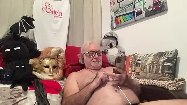 Snapshot of EroticVenetian chatting on 6, 10, 2025 EroticVenetian online show from 6, 10, 2025