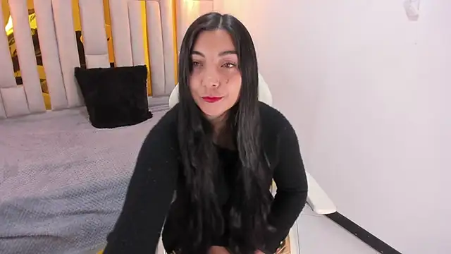 Karla hernandez  online show from 31, 1, 2025