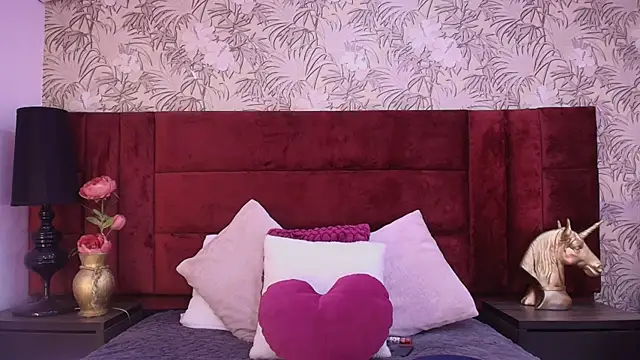 Snapshot of isis_jhempss chatting on 24, 1, 2025 isis jhempss online show from 24, 1, 2025