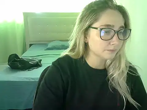 Snapshot of katy_pp chatting on 7, 10, 2025 katy pp online show from 7, 10, 2025