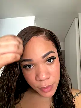 ashley Tompson1 online show from 13, 9, 2025