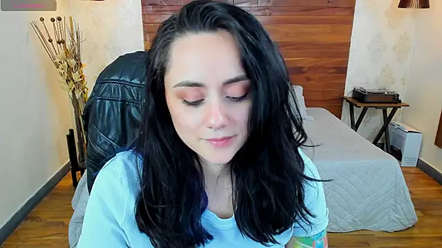KatherineBond online show from 28, 12, 2024
