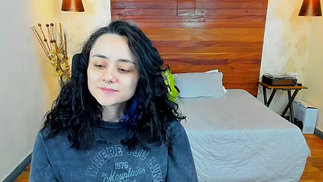 KatherineBond online show from 10, 1, 2025