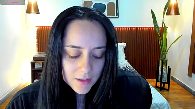 KatherineBond online show from 13, 11, 2025