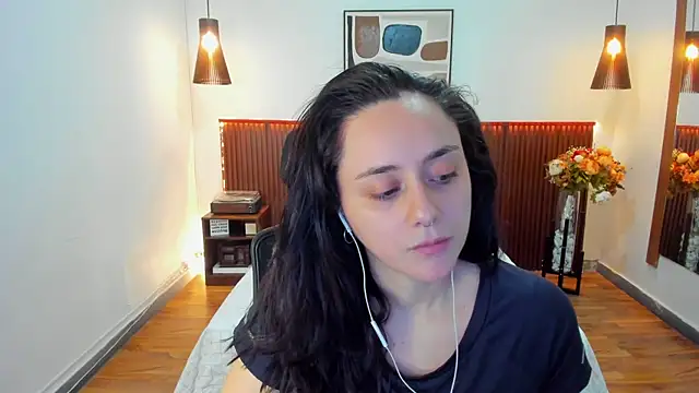 KatherineBond online show from 8, 7, 2026