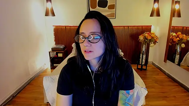KatherineBond online show from 29, 7, 2026
