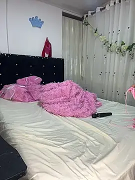 JazminTaylor online show from 2, 1, 2025