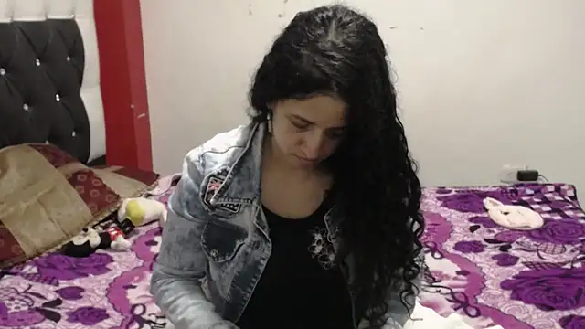 Katty Bones online show from 22, 3, 2025