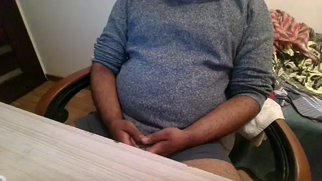 Indianluckyboytits online show from 3, 4, 2026