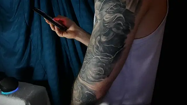 Snapshot of Kenner_fox77 chatting on 30, 12, 2024 Kenner fox77 online show from 30, 12, 2024