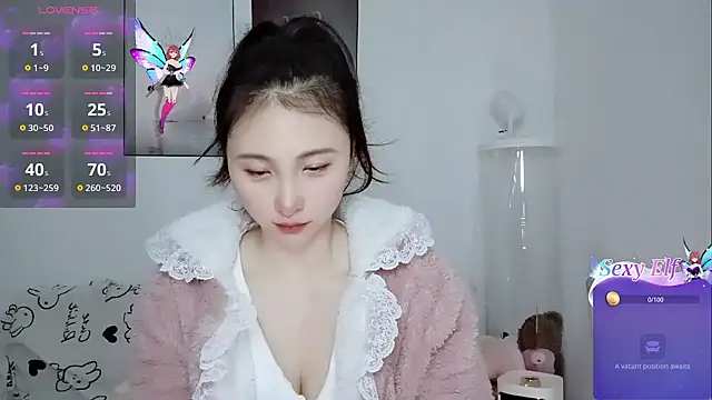 Snapshot of cathy00 chatting on 23, 12, 2024 cathy00 online show from 23, 12, 2024