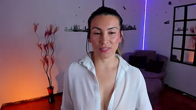 Elizabeth taylor b online show from 19, 2, 2026