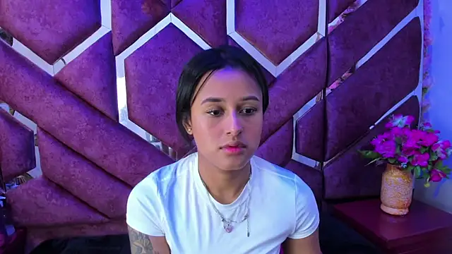 Snapshot of milly_print chatting on 14, 9, 2025 milly print online show from 14, 9, 2025