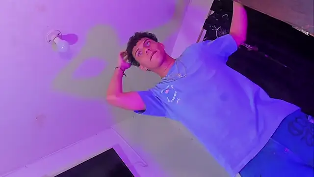 Snapshot of visaelX chatting on 14, 12, 2024 visaelX online show from 14, 12, 2024