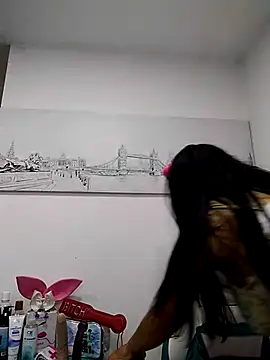 Snapshot of _Miaaleon chatting on 18, 2, 2025 Miaaleon online show from 18, 2, 2025