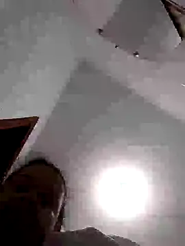 Snapshot of _Miaaleon chatting on 12, 3, 2025 Miaaleon online show from 12, 3, 2025