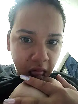 Snapshot of _Miaaleon chatting on 12, 9, 2025 Miaaleon online show from 12, 9, 2025