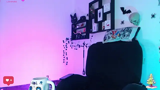 Snapshot of Ash_gusbig chatting on 20, 12, 2024 Ash gusbig online show from 20, 12, 2024