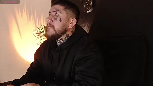 Snapshot of Ash_gusbig chatting on 16, 1, 2025 Ash gusbig online show from 16, 1, 2025