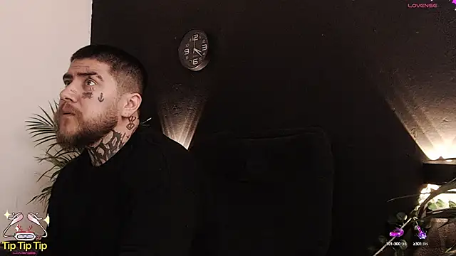 Snapshot of Ash_gusbig chatting on 16, 1, 2025 Ash gusbig online show from 16, 1, 2025