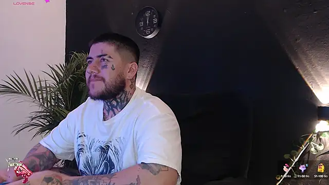 Snapshot of Ash_gusbig chatting on 22, 2, 2025 Ash gusbig online show from 22, 2, 2025