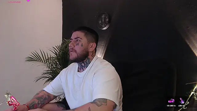 Snapshot of Ash_gusbig chatting on 25, 2, 2025 Ash gusbig online show from 25, 2, 2025