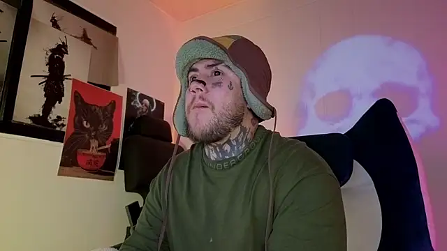 Snapshot of Ash_gusbig chatting on 4, 11, 2025 Ash gusbig online show from 4, 11, 2025