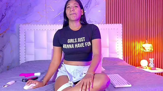 indianschoolgirl online show from 14, 4, 2026