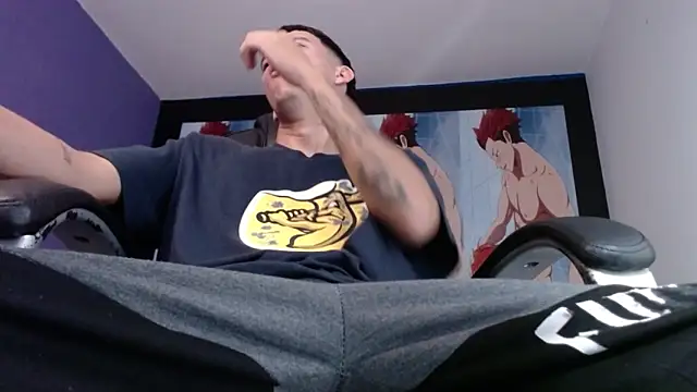 Snapshot of FrannBoy chatting on 4, 12, 2024 FrannBoy online show from 4, 12, 2024