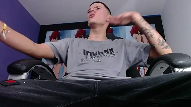 Snapshot of FrannBoy chatting on 22, 1, 2025 FrannBoy online show from 22, 1, 2025