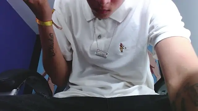 Snapshot of FrannBoy chatting on 1, 2, 2025 FrannBoy online show from 1, 2, 2025