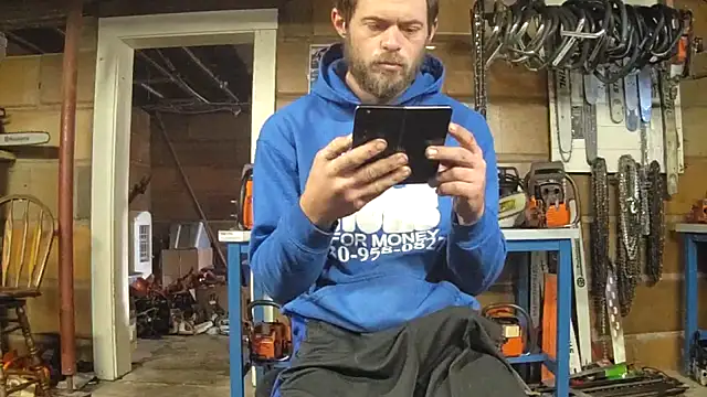 Bigoleslong98765 online show from 4, 12, 2025