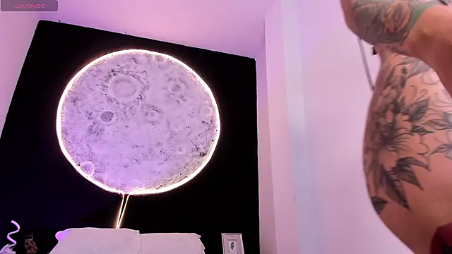 Snapshot of GinebraaFox_ chatting on 17, 2, 2025 GinebraaFox online show from 17, 2, 2025