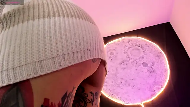 Snapshot of GinebraaFox_ chatting on 1, 3, 2025 GinebraaFox online show from 1, 3, 2025