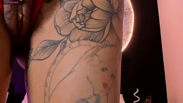 Snapshot of GinebraaFox_ chatting on 4, 3, 2025 GinebraaFox online show from 4, 3, 2025