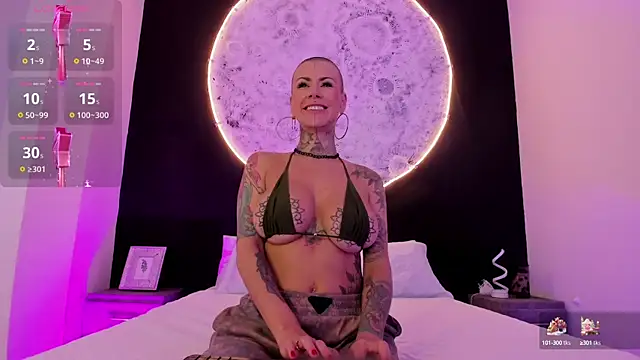 Snapshot of GinebraaFox_ chatting on 12, 3, 2025 GinebraaFox online show from 12, 3, 2025